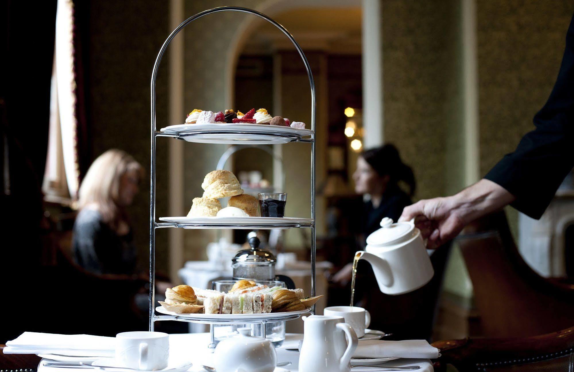 Craig'S Royal Hotel Ballarat Exterior photo Afternoon tea at the Ritz